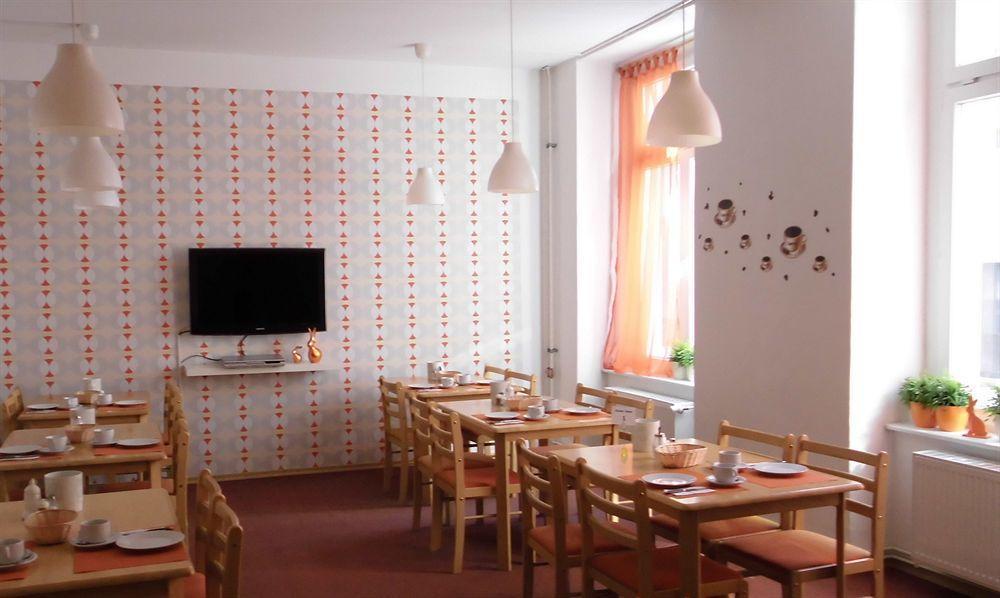 Avalex 2* Berlim